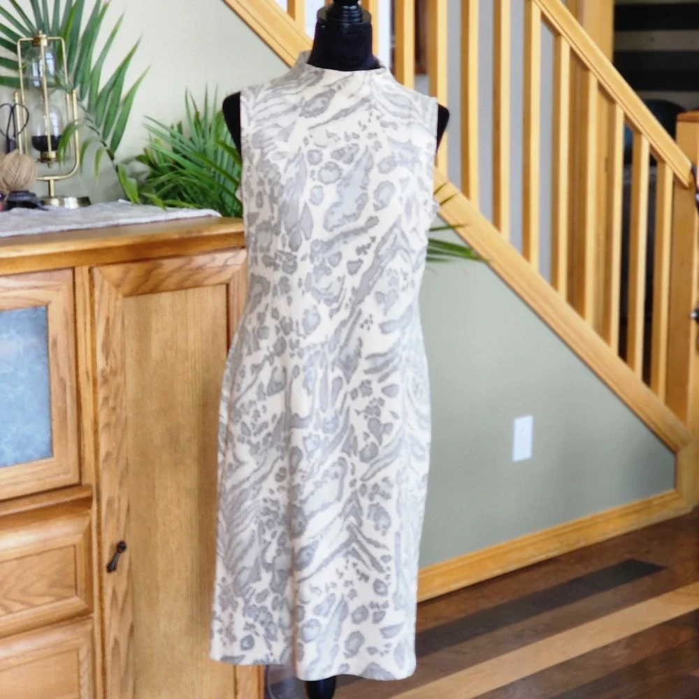 J. McLaughlin Liz Faux Suede Jaguar Print Sheath Dress Beige Sz‎ Med Mock Neck